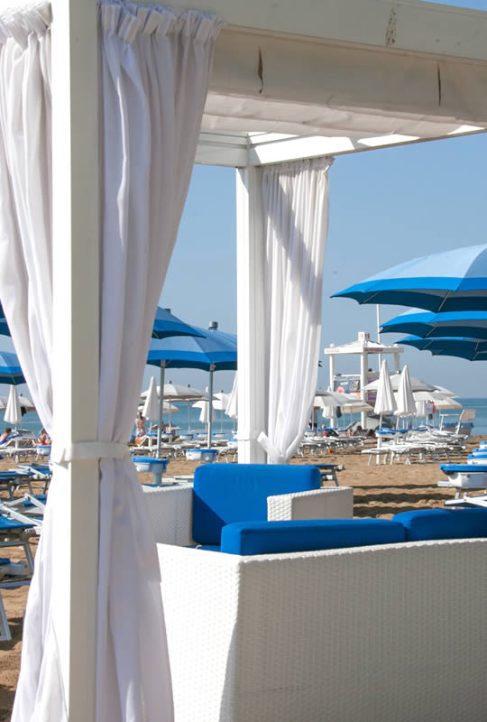 hotel albatros a jesolo i servizi spiaggia privata